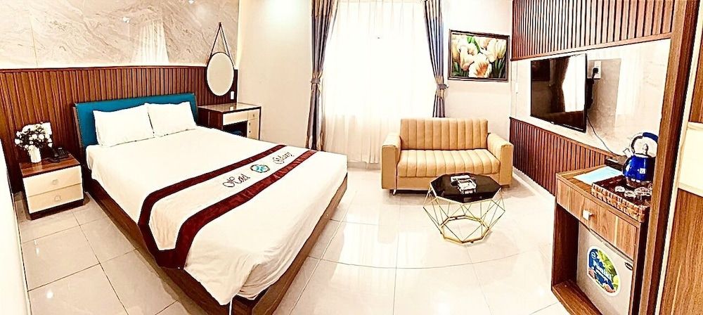 undefined Galaxy Hotel 4