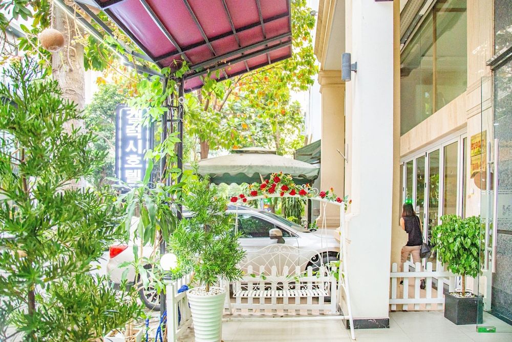 undefined Galaxy Hotel 9