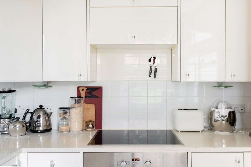 undefined The Maida Vale Retreat - Modern & Central 2bdr Apartment With Parking 9