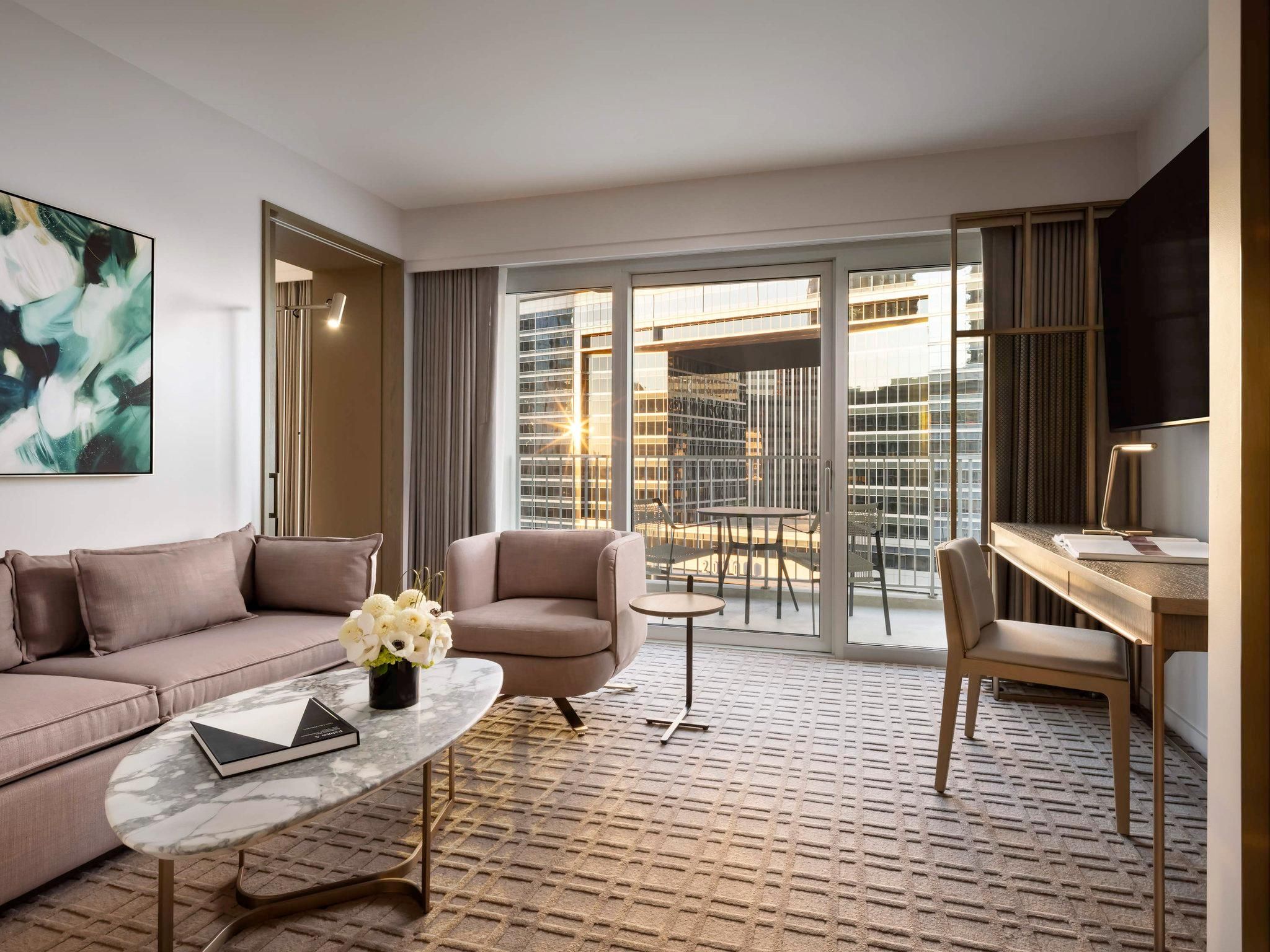 1 Bedroom Suite 1 King