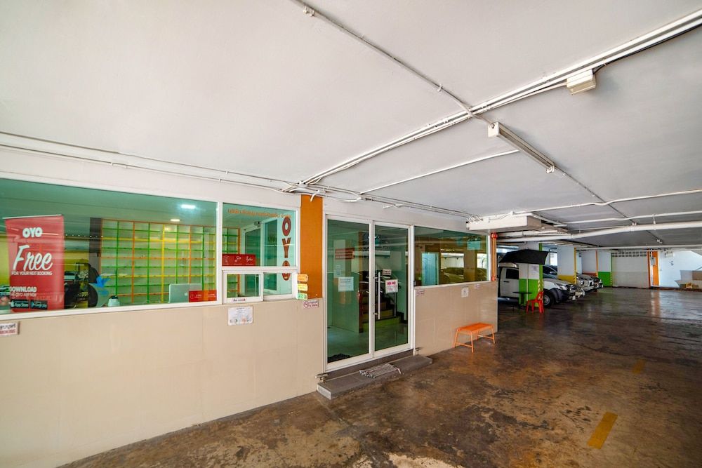 undefined OYO 460 Int Place 5