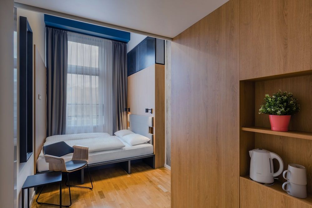 undefined Dean's Home Budapest 3