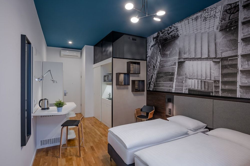 undefined Dean's Home Budapest 2