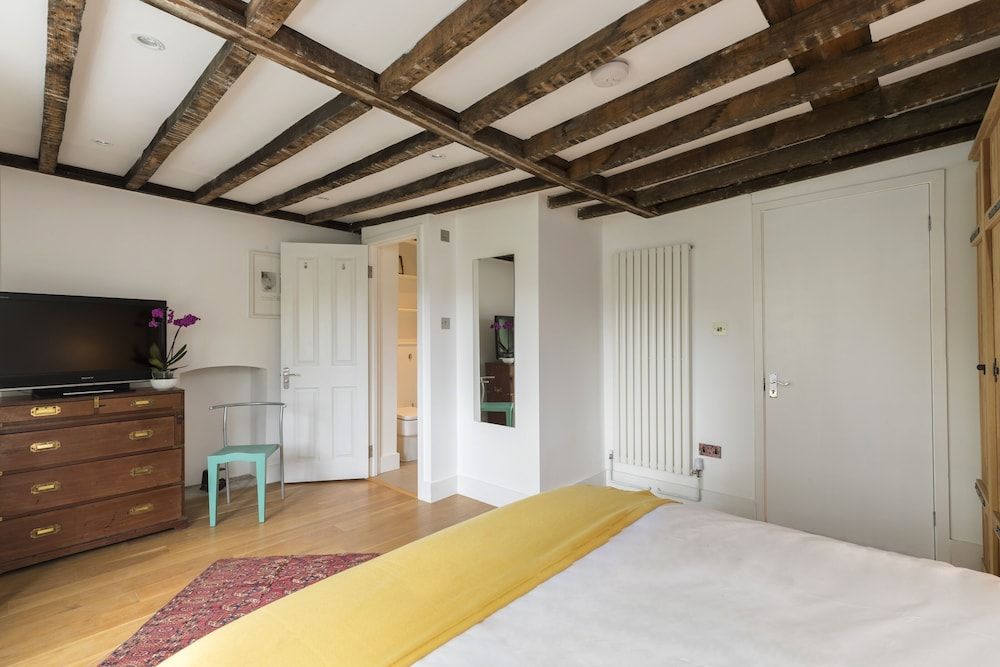 undefined JOIVY Smart 3 bed Flat in Islington, Close to Angel Tube 6