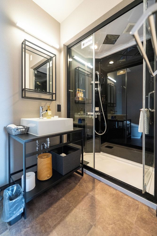 Hotel Tabard Tokyo Standard Double Room 4