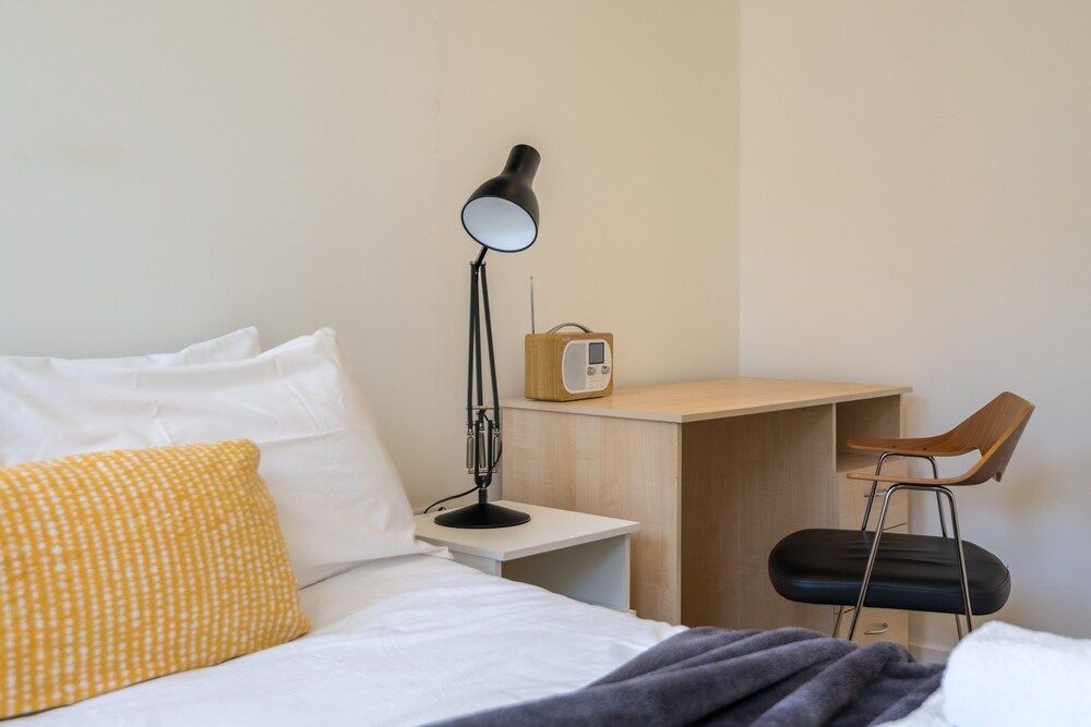 undefined Deluxe East London Home in the Olympic Village 7