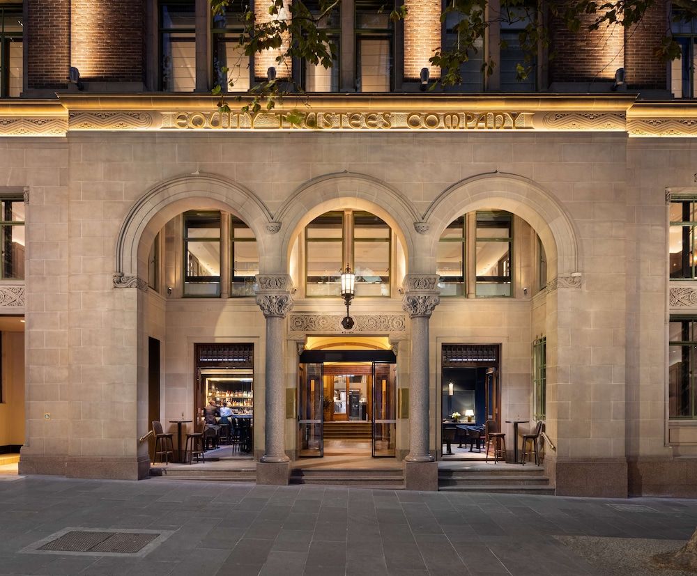 undefined Hilton Melbourne Little Queen Street 3