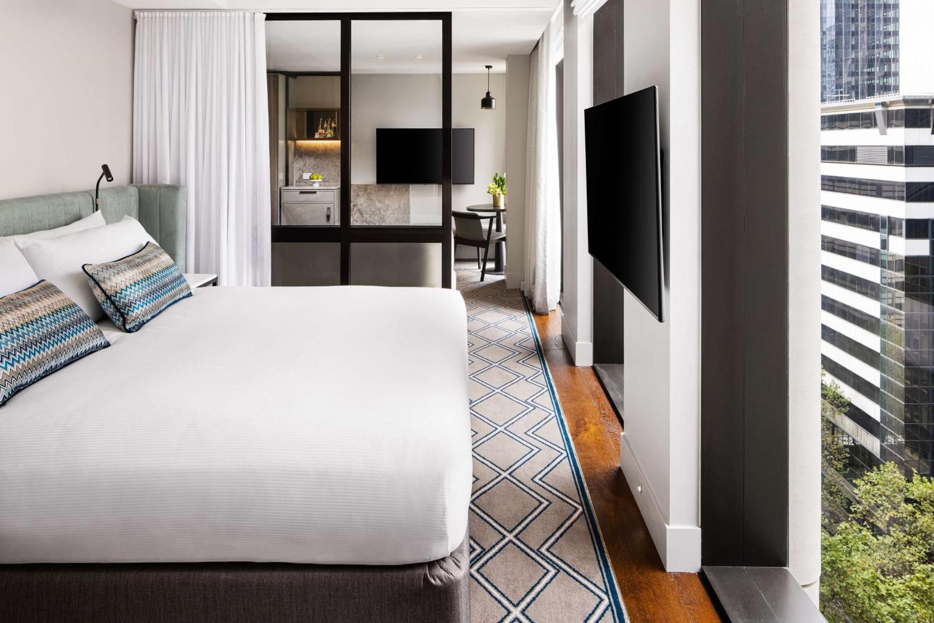 undefined Hilton Melbourne Little Queen Street 10