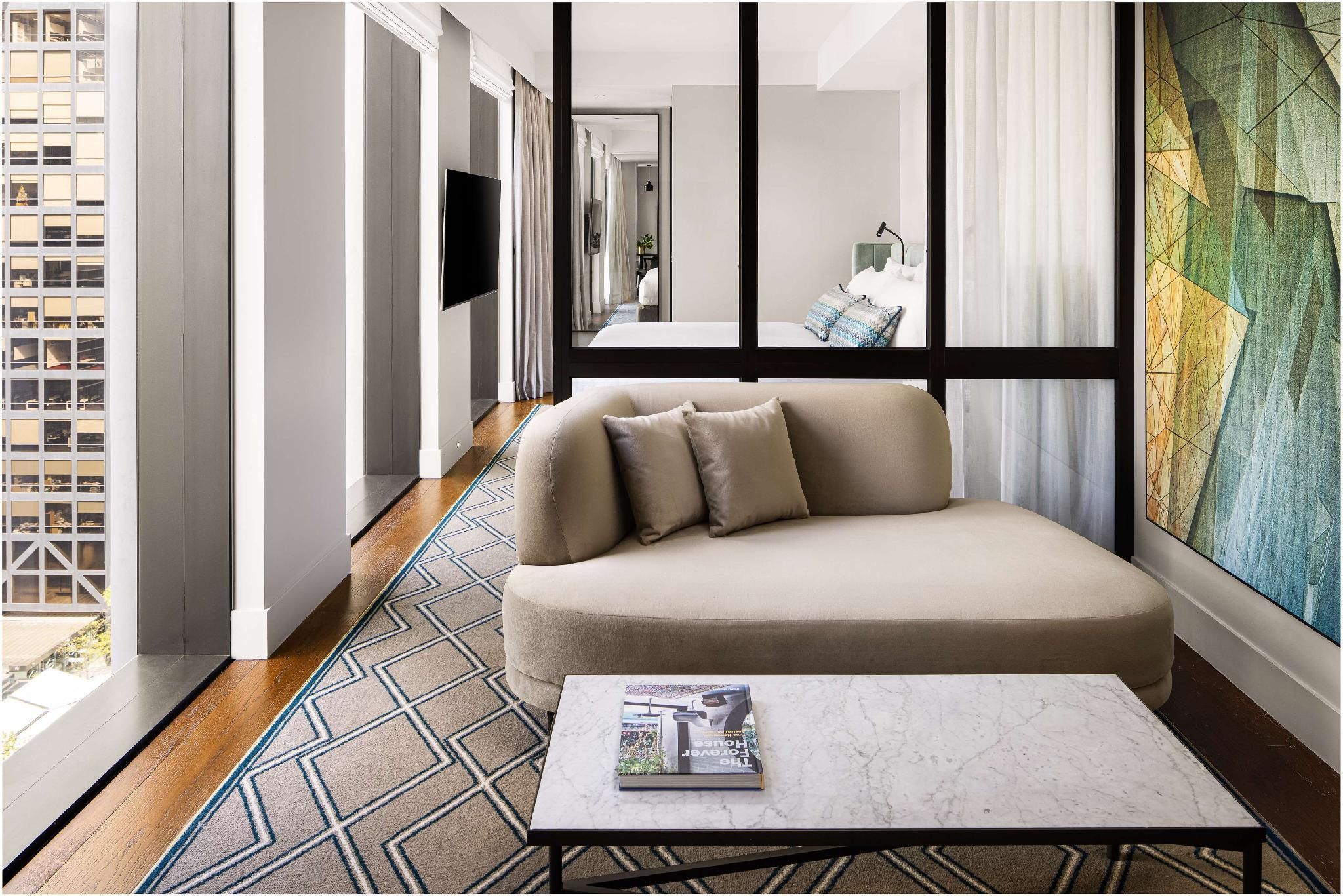 undefined Hilton Melbourne Little Queen Street 9