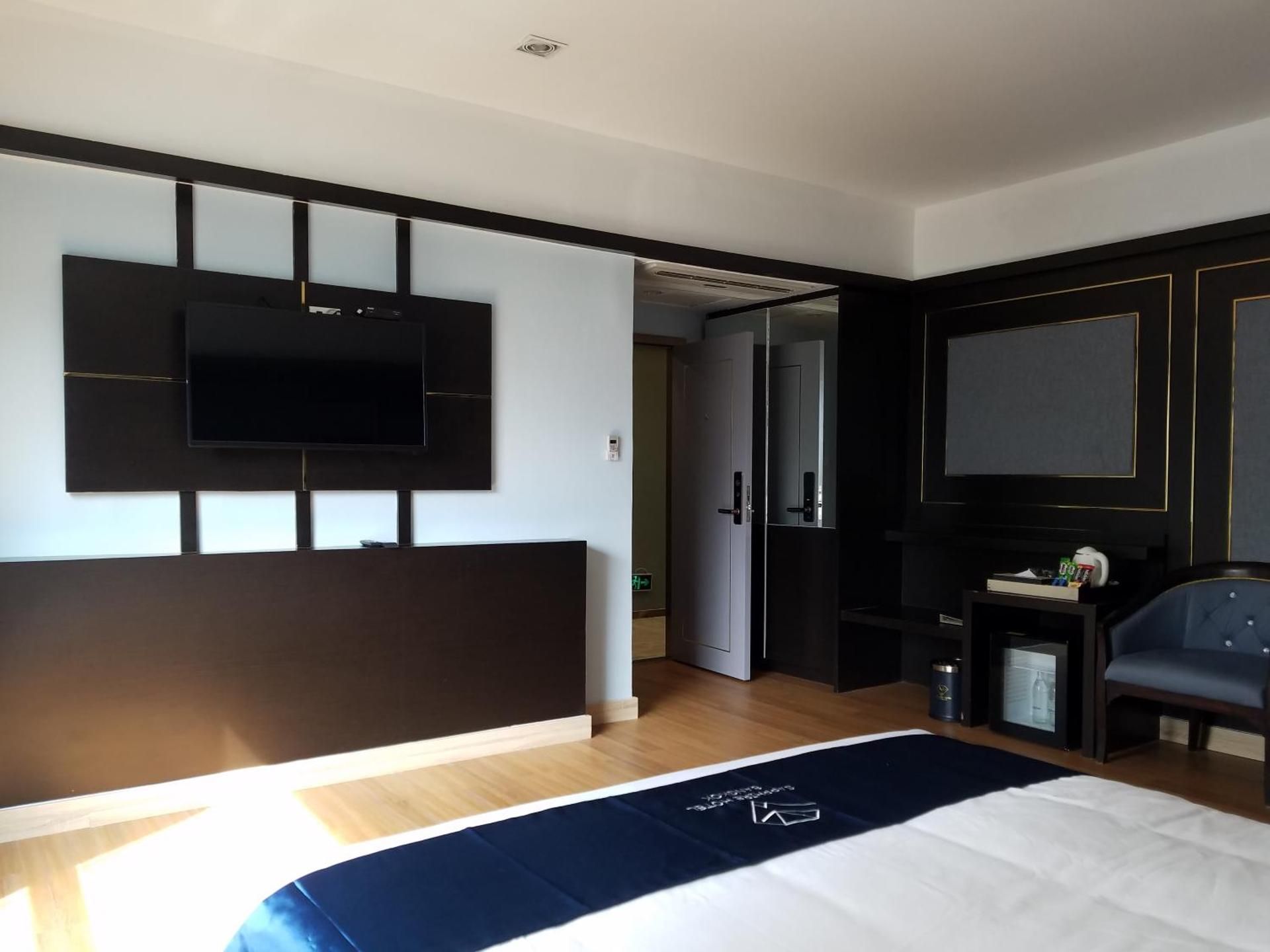 undefined Sapphire Hotel Silom Bangkok 10