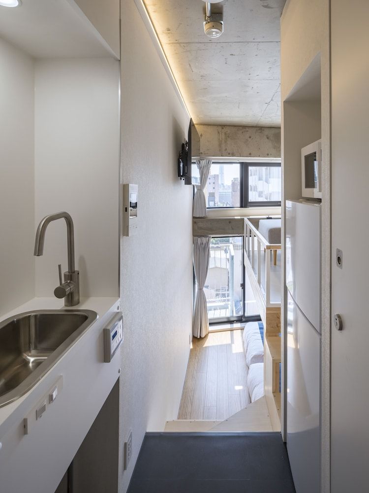 undefined dots. tokyo 7