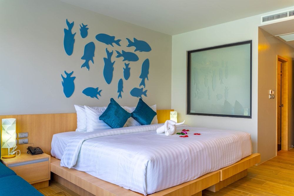 Golden Paradise Hotel Deluxe Double or Twin Room 3