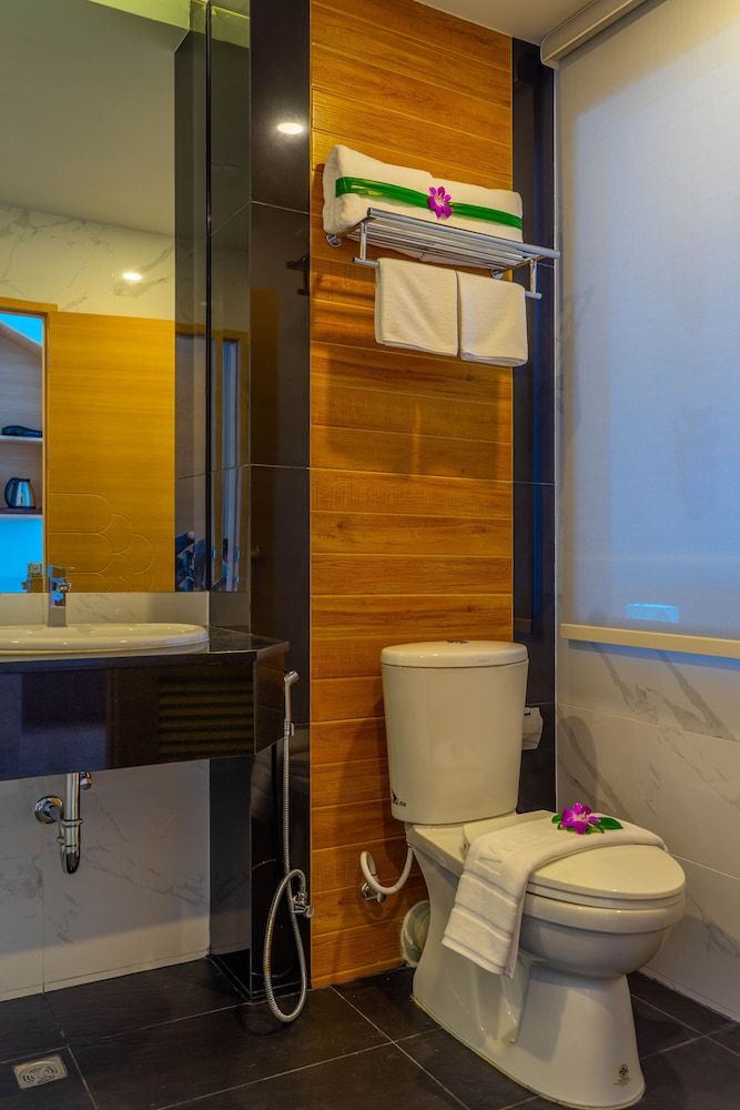 Golden Paradise Hotel Deluxe Double or Twin Room 5