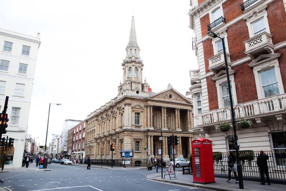 undefined JOIVY Stylish 3 BR House with Patio, Short Walk to Regents Park & Harley Street 2