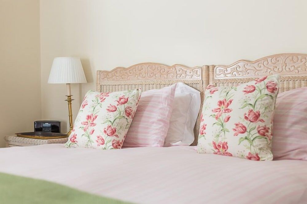 undefined JOIVY Stylish 3 BR House with Patio, Short Walk to Regents Park & Harley Street