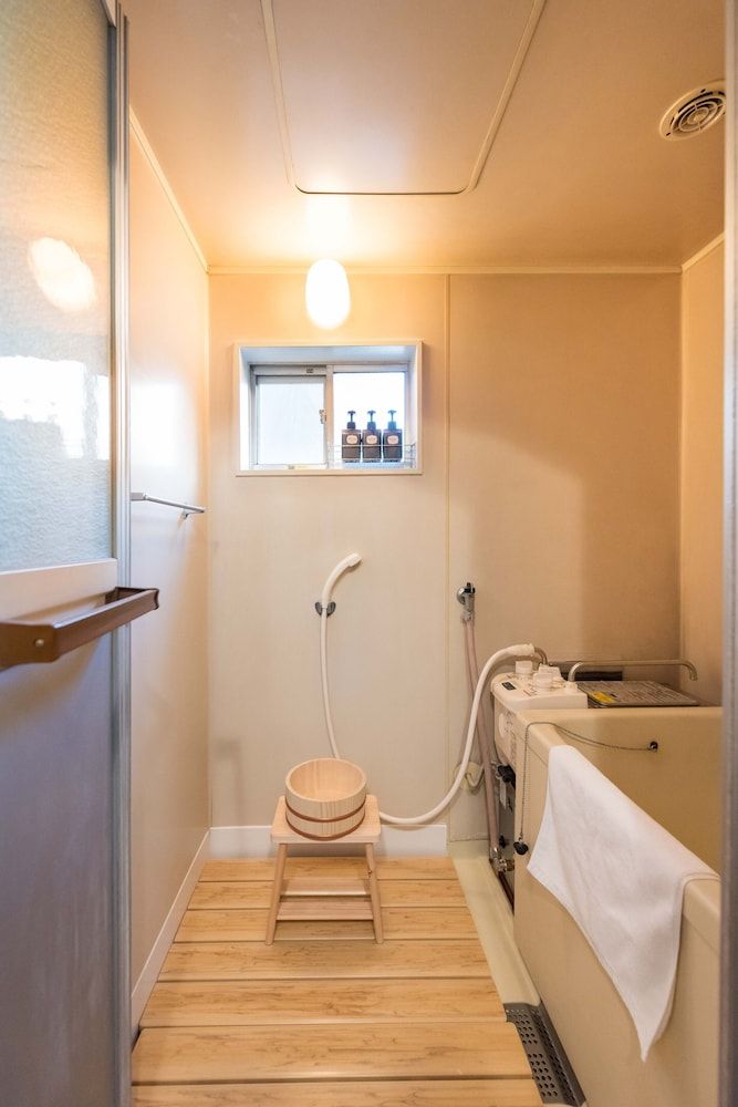 Yoshinaga Apartment 103 Apartment 14