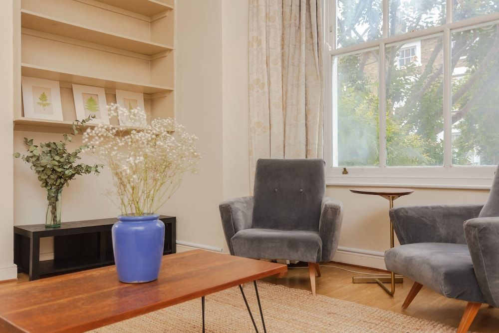 Newly Renovated 3 Bedroom Apartment in North West London Basic Apartment, Multiple Beds 16