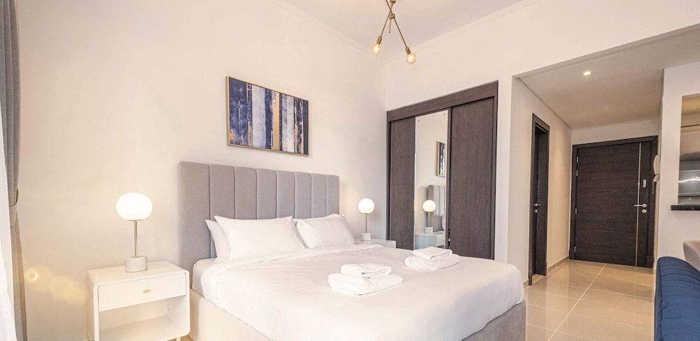 undefined LUX The Silverene Marina view Suite 5