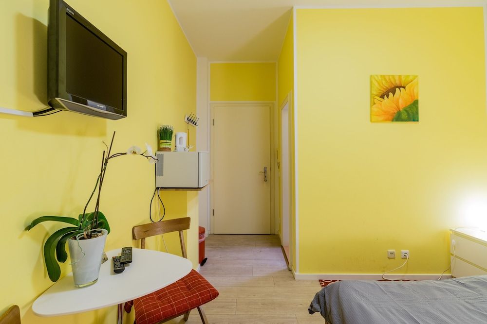 Buchholzer Hotel Room 8