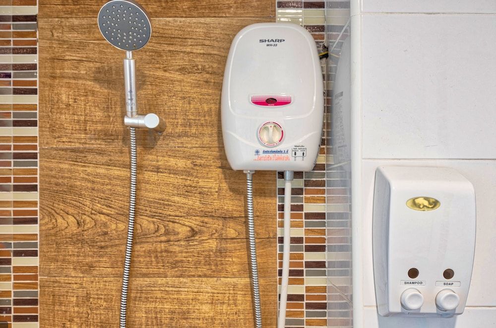 undefined TJ PATONG HOSTEL - Prime Location by OTOP Market & Sea 8