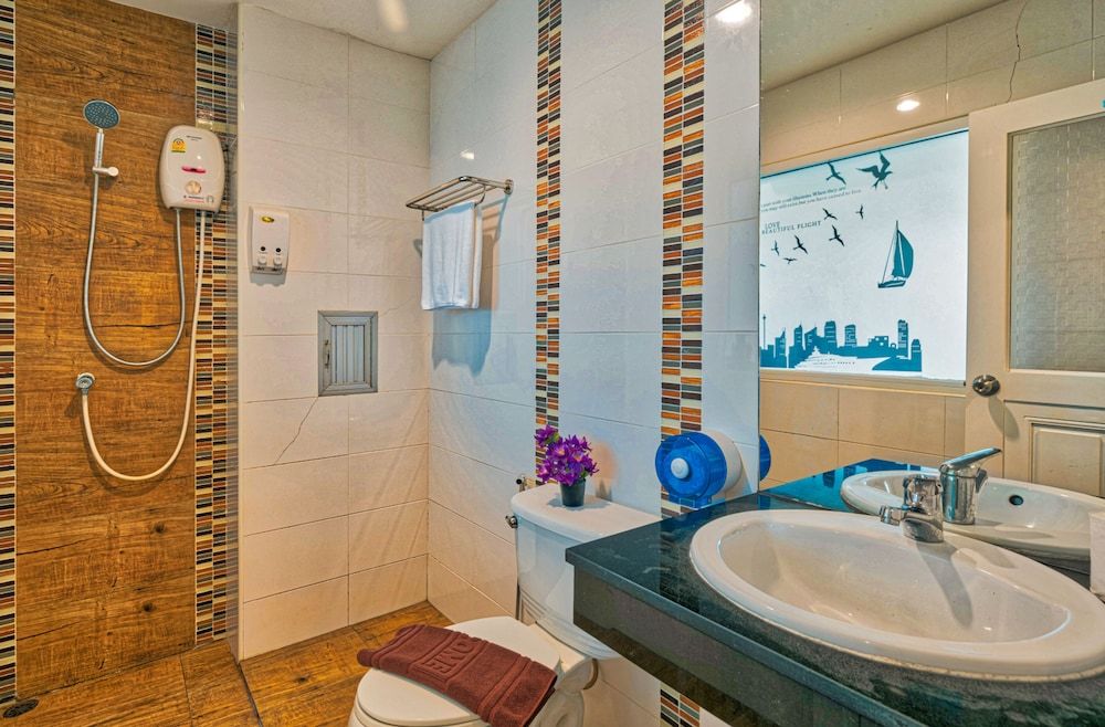 undefined TJ PATONG HOSTEL - Prime Location by OTOP Market & Sea 10