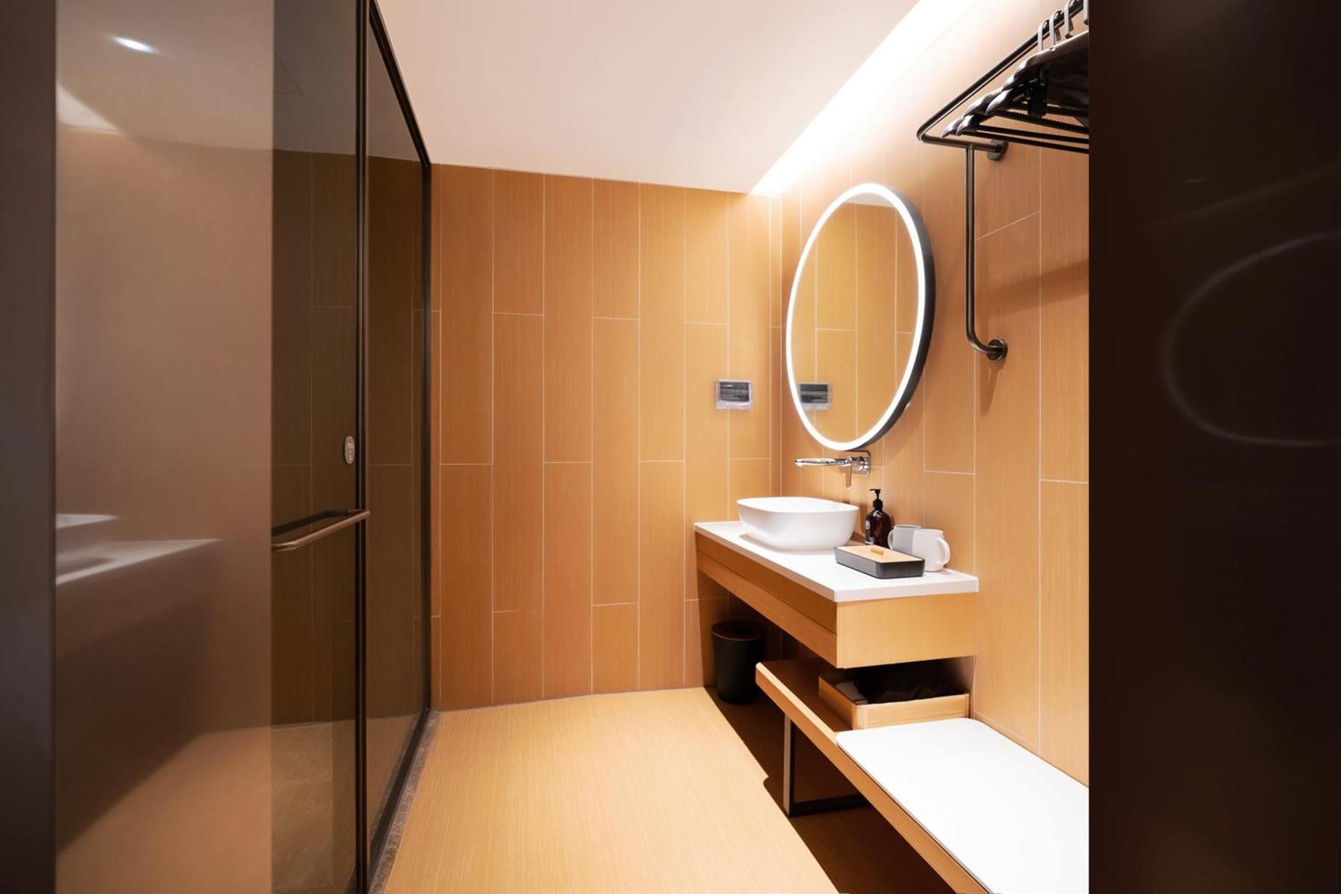 undefined Ji Hotel Orchard Singapore 10