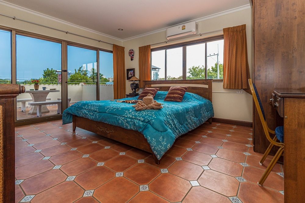 undefined Viewbor Villa - Pattaya Holiday House Walking Street