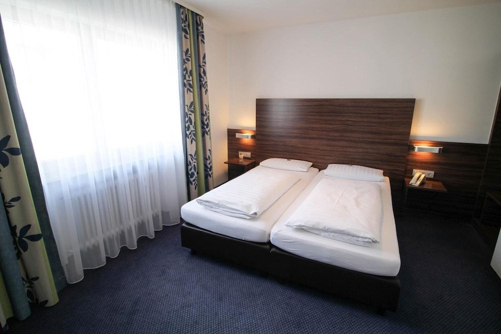 undefined Hotel Am Zoo 7