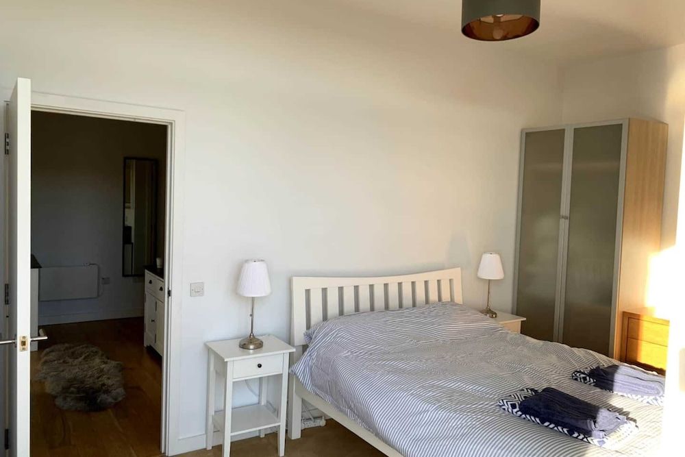 undefined Stylish 2 Bedroom Apartment 4