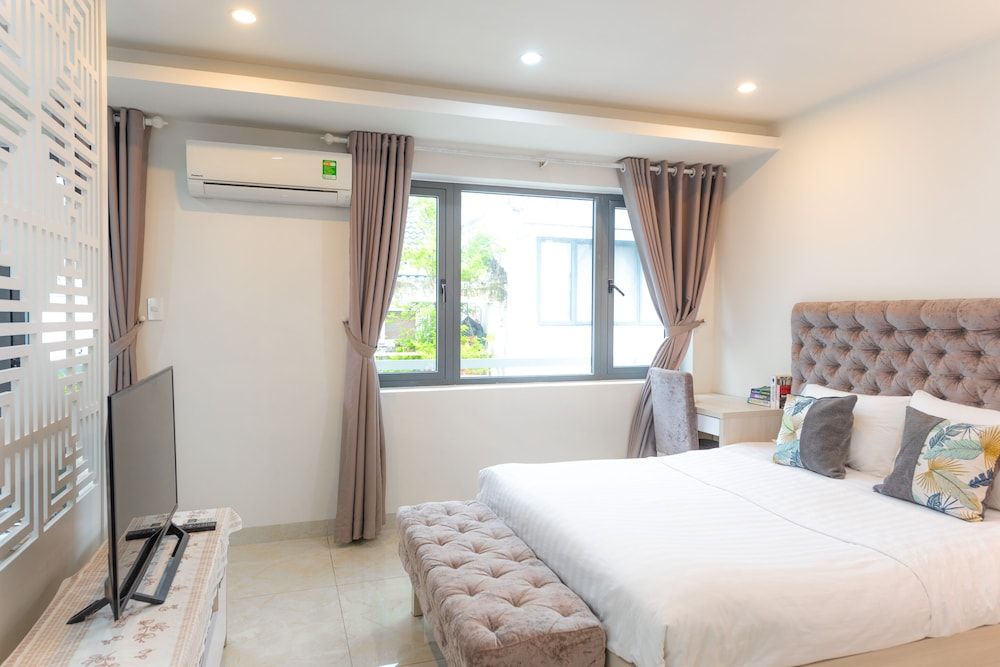 undefined Jack Apartment Signature 5