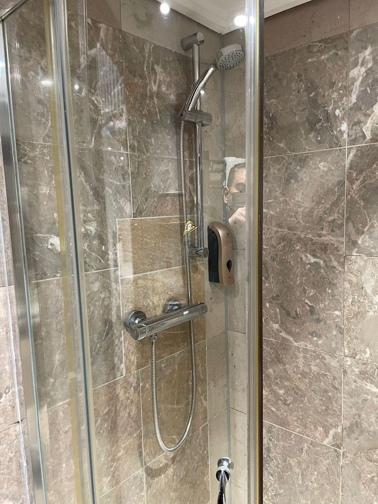 MSK Superior Standard Quadruple Room, Private Bathroom (Apartment) 6