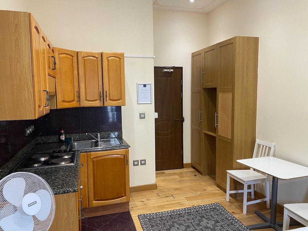 MSK Superior Deluxe Studio, Private Bathroom 16