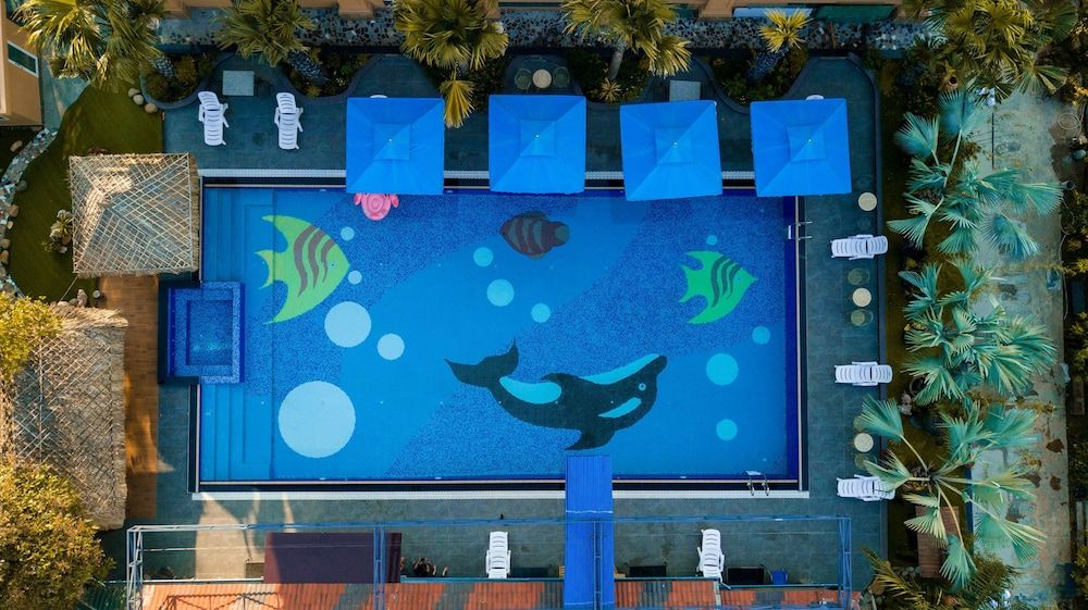 undefined Golden Emerald Resort