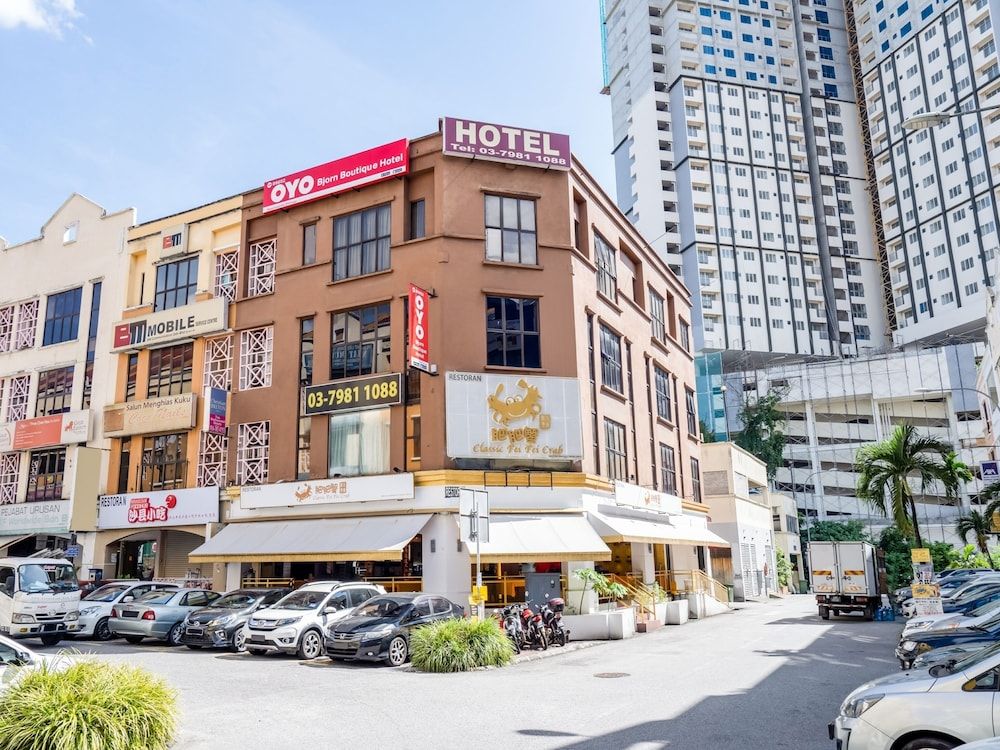 undefined OYO 89652 Bjorn Boutique Hotel 2