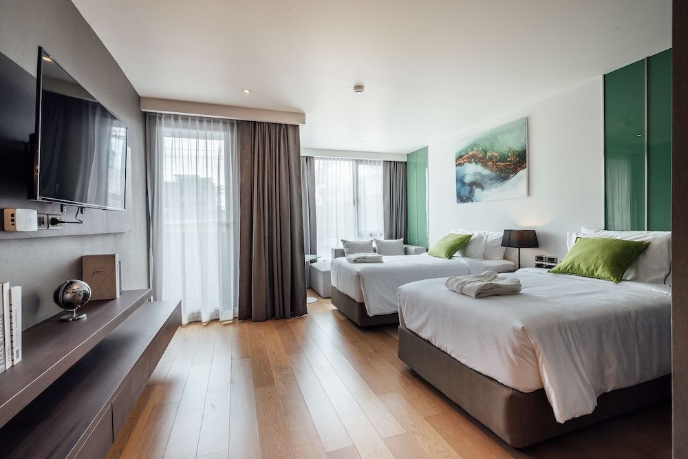 undefined Montana Hotel & Residence 5