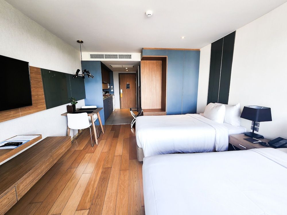 undefined Montana Hotel & Residence 2