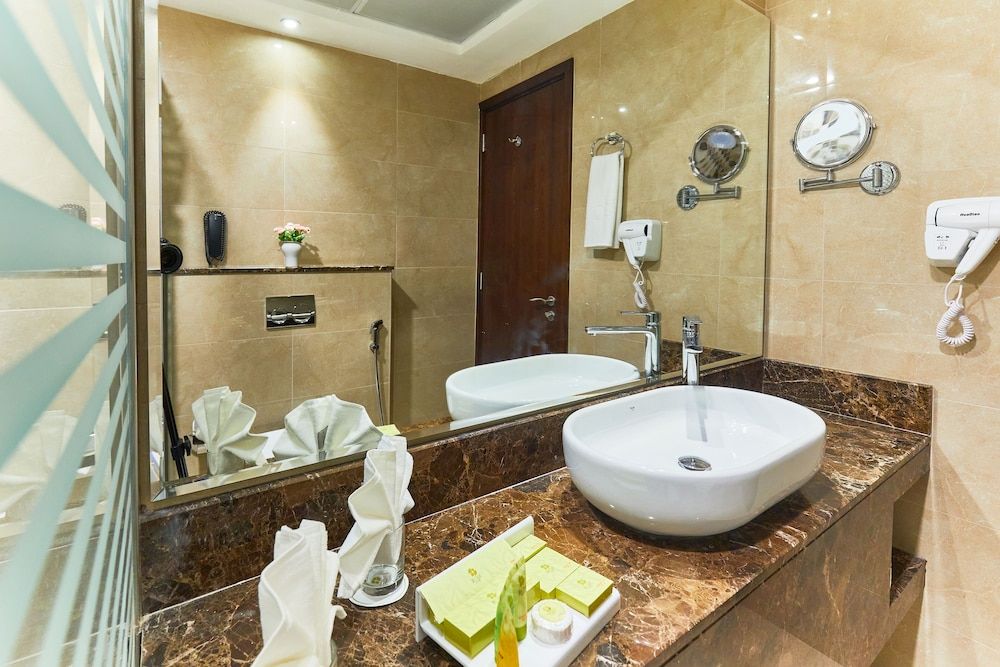 Rose Plaza Hotel Al Barsha Classic King Room 9