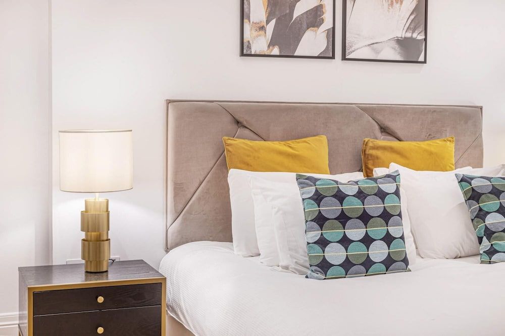 undefined Royal Kensington - Standard 3 bed 5