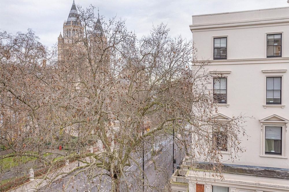 undefined Royal Kensington - Standard 3 bed 2