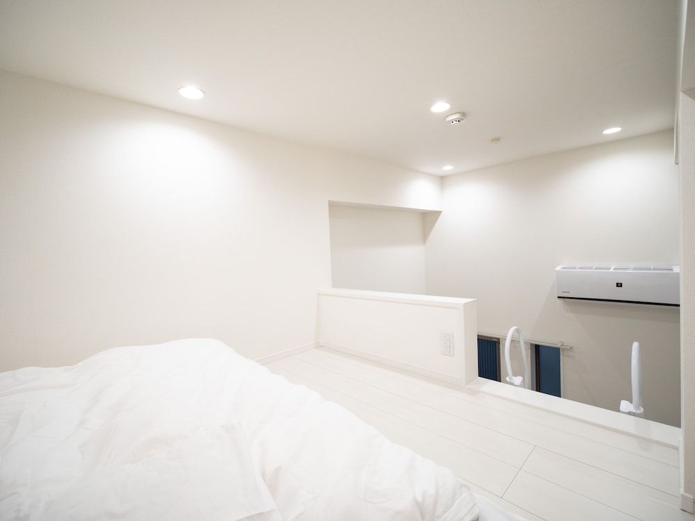 undefined Studio G2 9