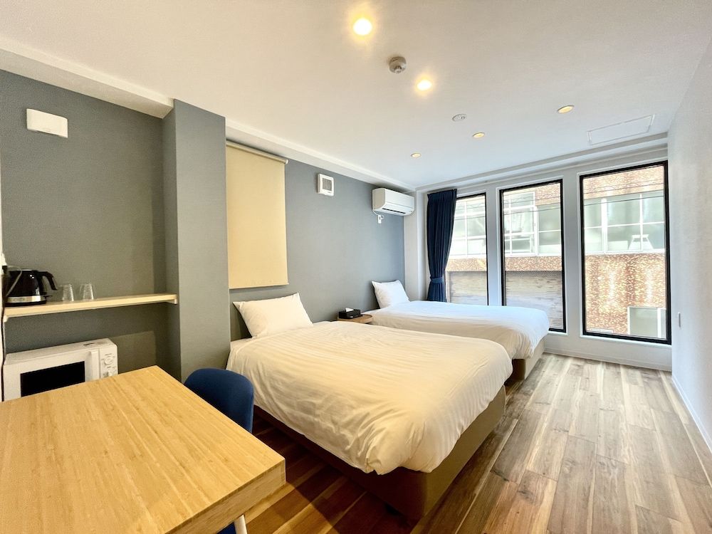 Ikoi Hotel Tokyo Twin Room, Non Smoking (401) 4