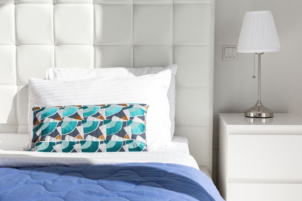 undefined Premium 2BR w/ Direct Beach Access. Sea Views! 4