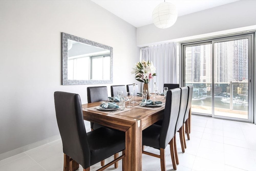 undefined Astounding Marina Views in This Elegant 3br! 4