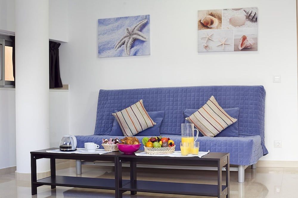 undefined Charmsuites Nou Rambla 9