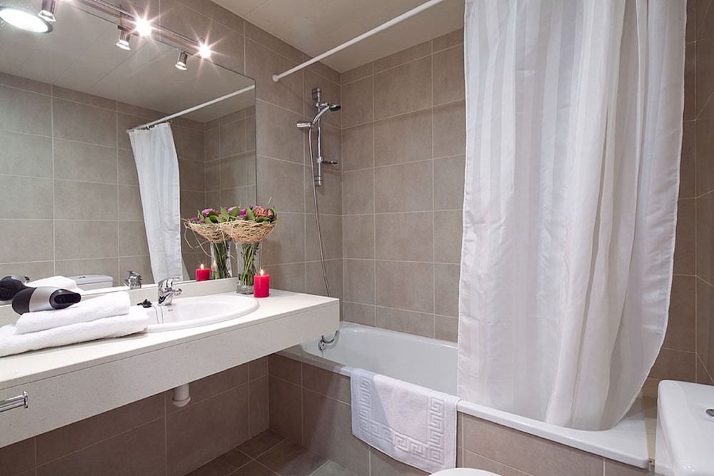 Charmsuites Nou Rambla Apartment, 1 Bedroom 9