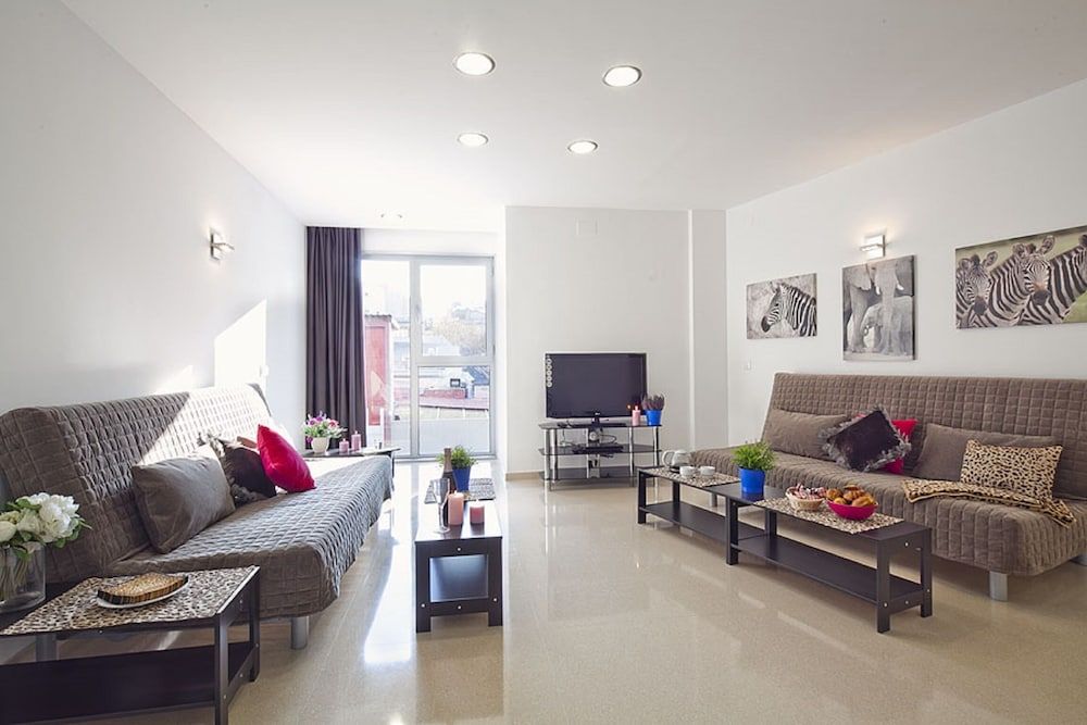 Charmsuites Nou Rambla Apartment, 2 Bedrooms (4 Personas) 14