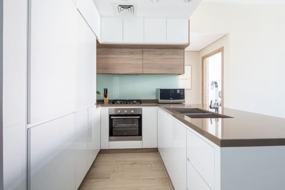 undefined Premier & Elegant 1BR in the Heart of Dubai Marina 7