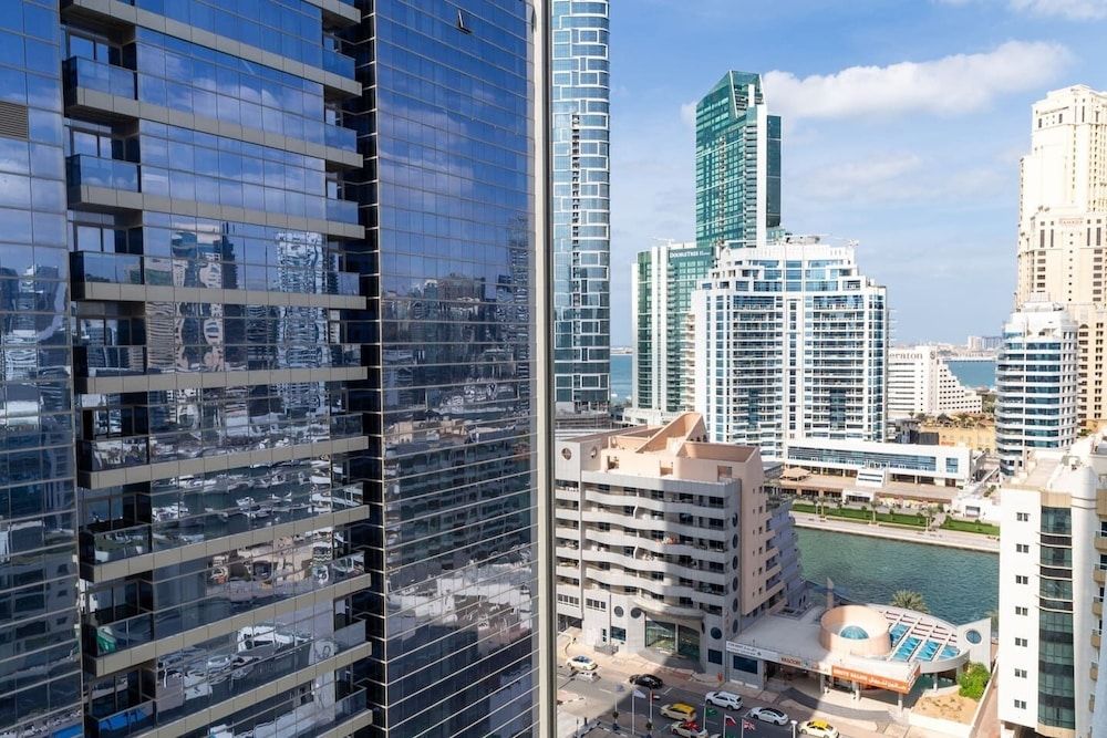 undefined Premier & Elegant 1BR in the Heart of Dubai Marina