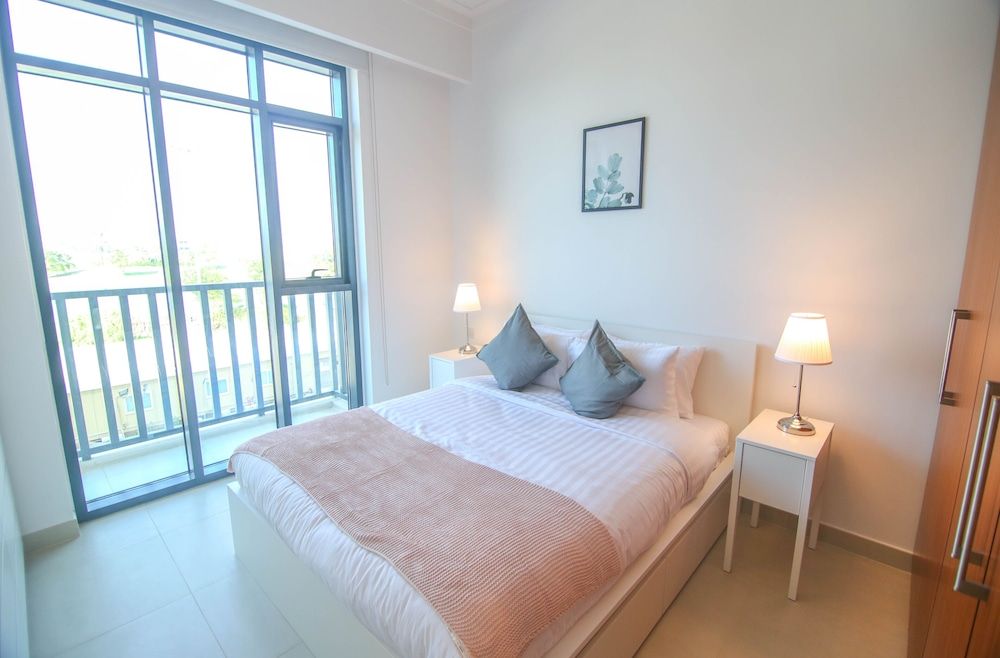 undefined LuxBnB VidaResidences GolfCourseView3BDR 9
