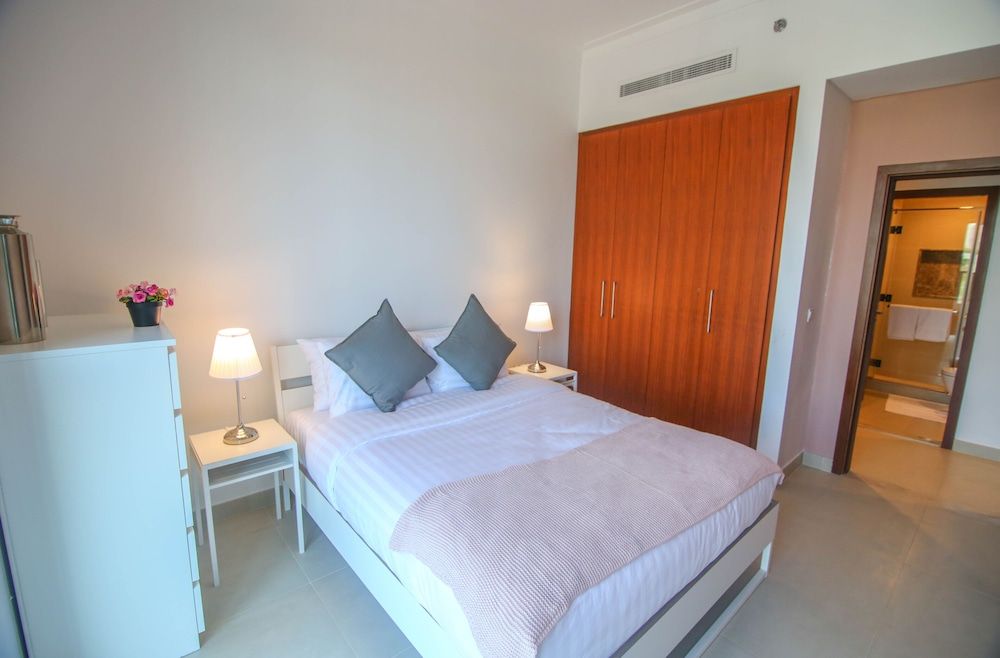 undefined LuxBnB VidaResidences GolfCourseView3BDR 6